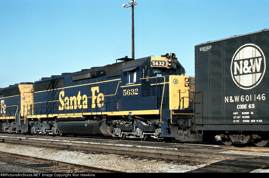 ATSF 5632 (REPOST)